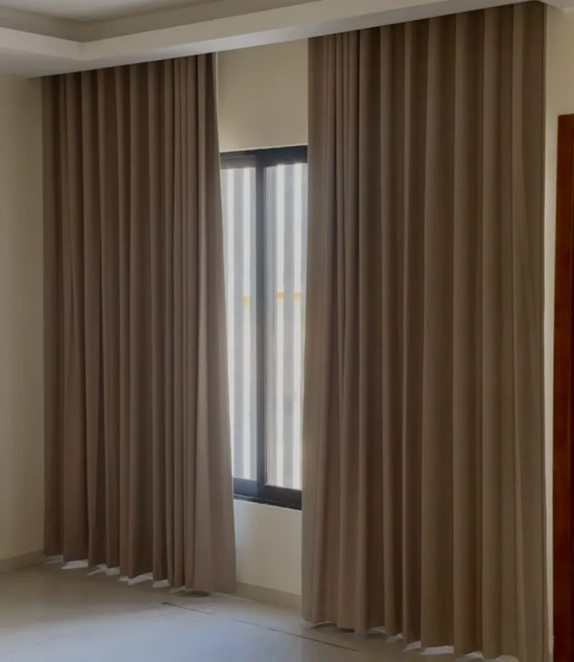 Cortinas blackout instalado por Caluso Home